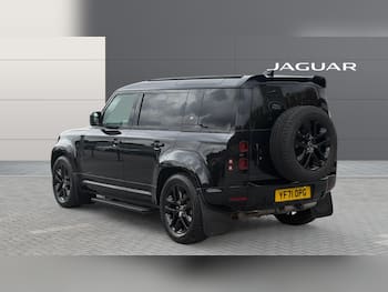 Used Land Rover Defender 2021 for sale - 79716739: Photo
