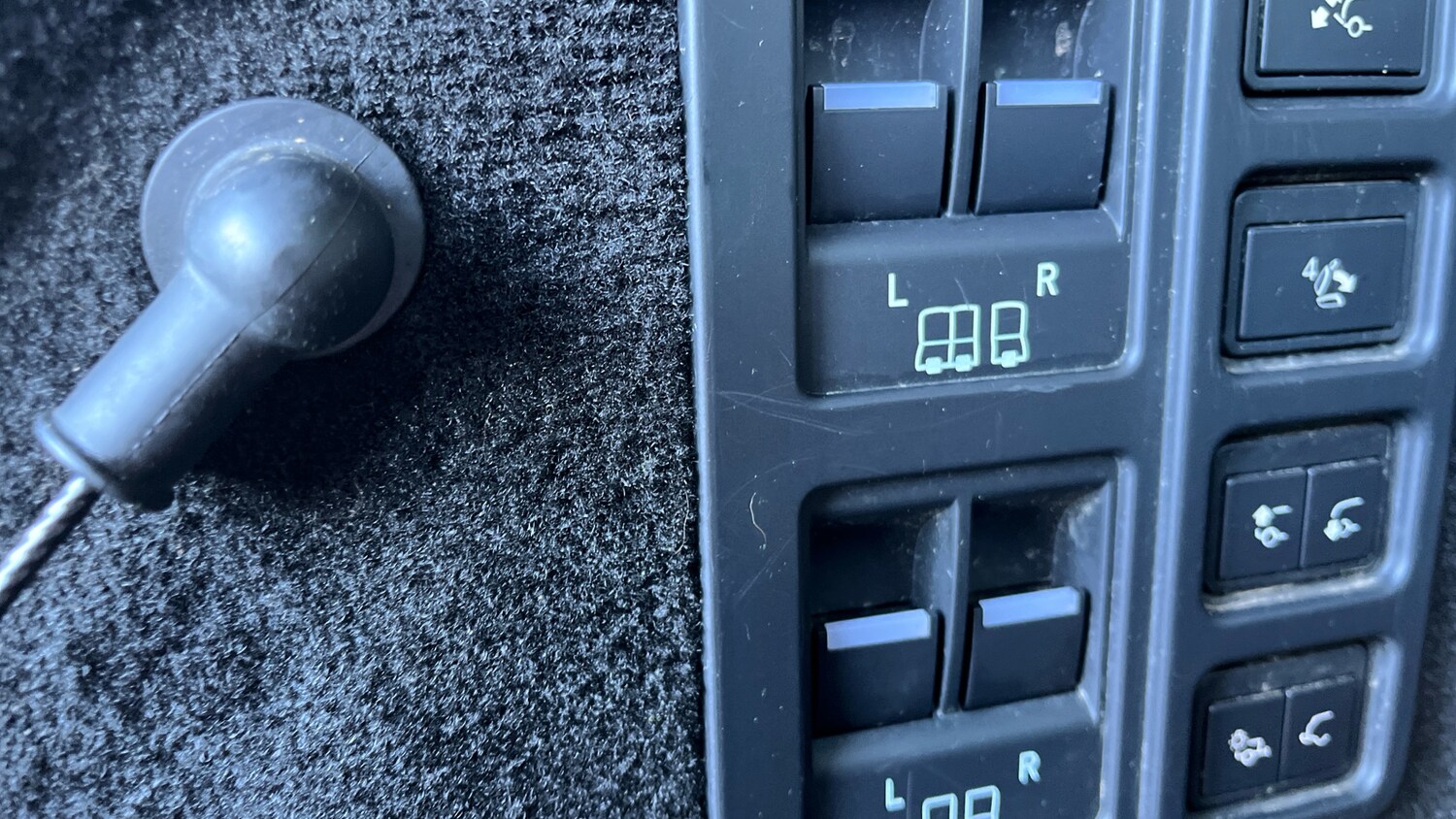 Used Land Rover Discovery 2023 for sale - 78101621: Photo 26