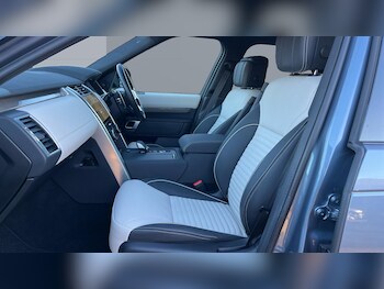 Used Land Rover Discovery 2023 for sale - 78101621: Photo