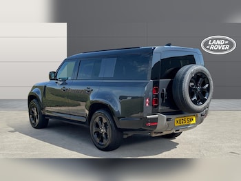 Used Land Rover Defender 2025 for sale - 78973645: Photo