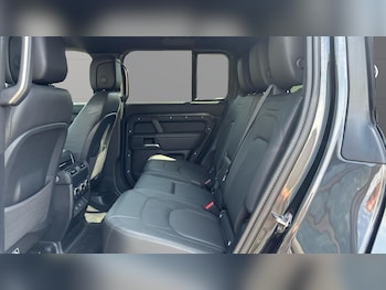 Used Land Rover Defender 2025 for sale - 78973645: Photo