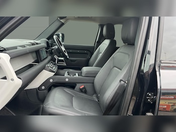 Used Land Rover Defender 2022 for sale - 78090564: Photo