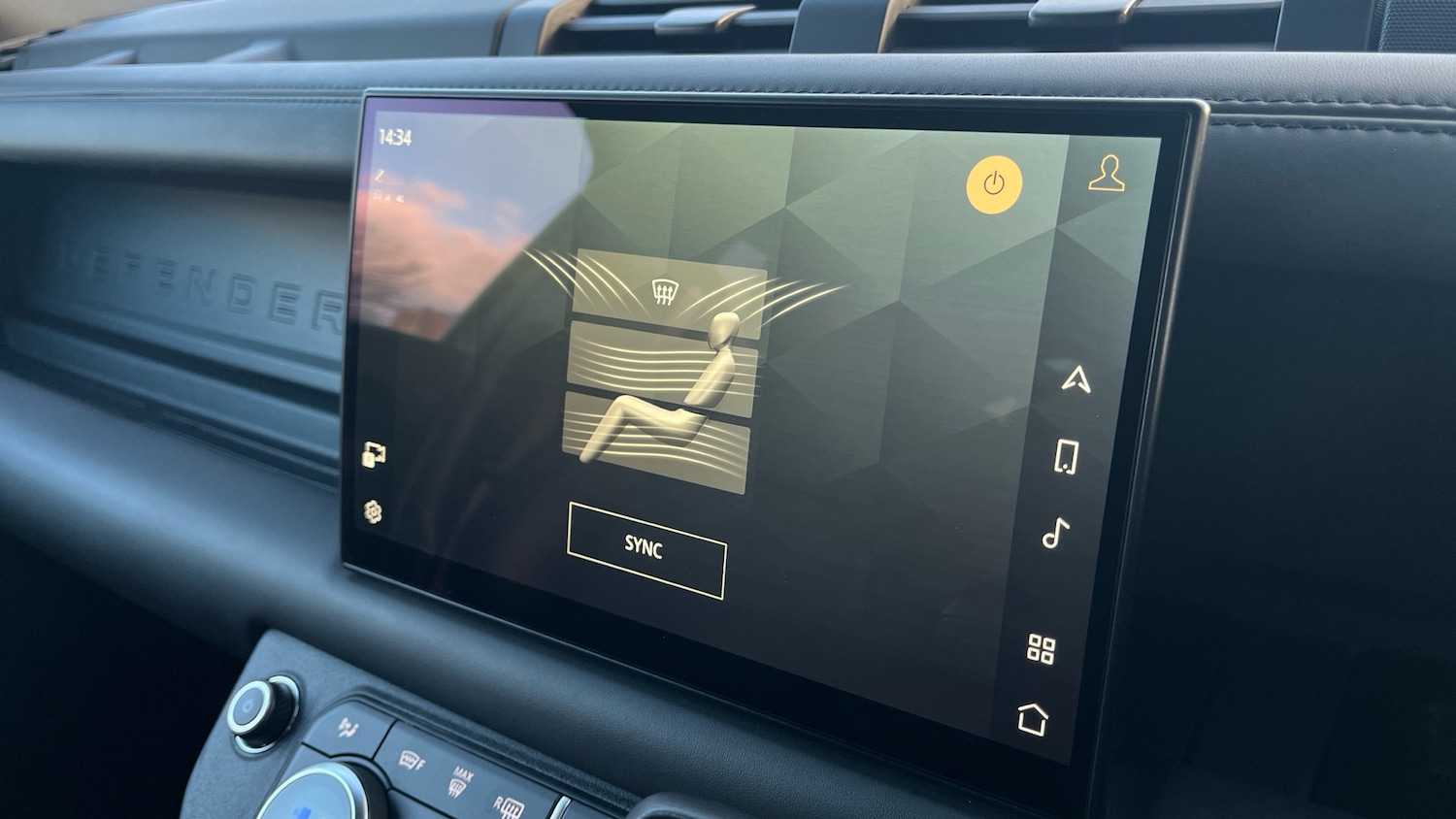 Used Land Rover Defender 2023 for sale - 76895240: Photo 29