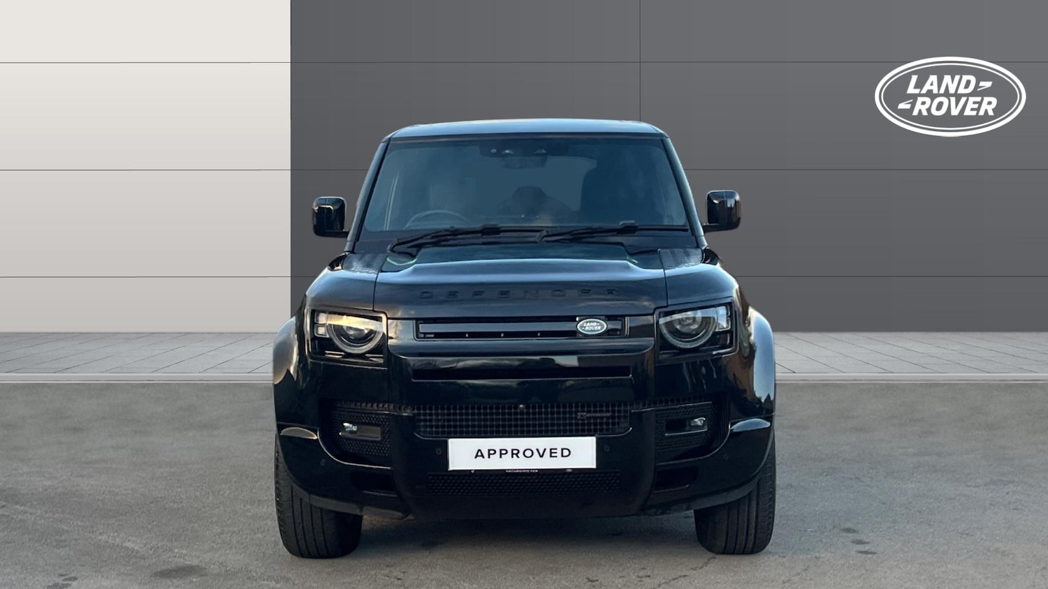 Used Land Rover Defender 2023 for sale - 76895240: Photo 7