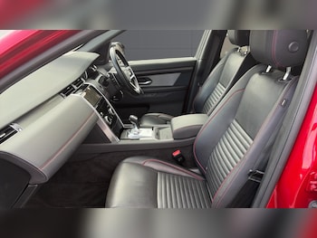 Used Land Rover Discovery Sport 2023 for sale - 79594171: Photo