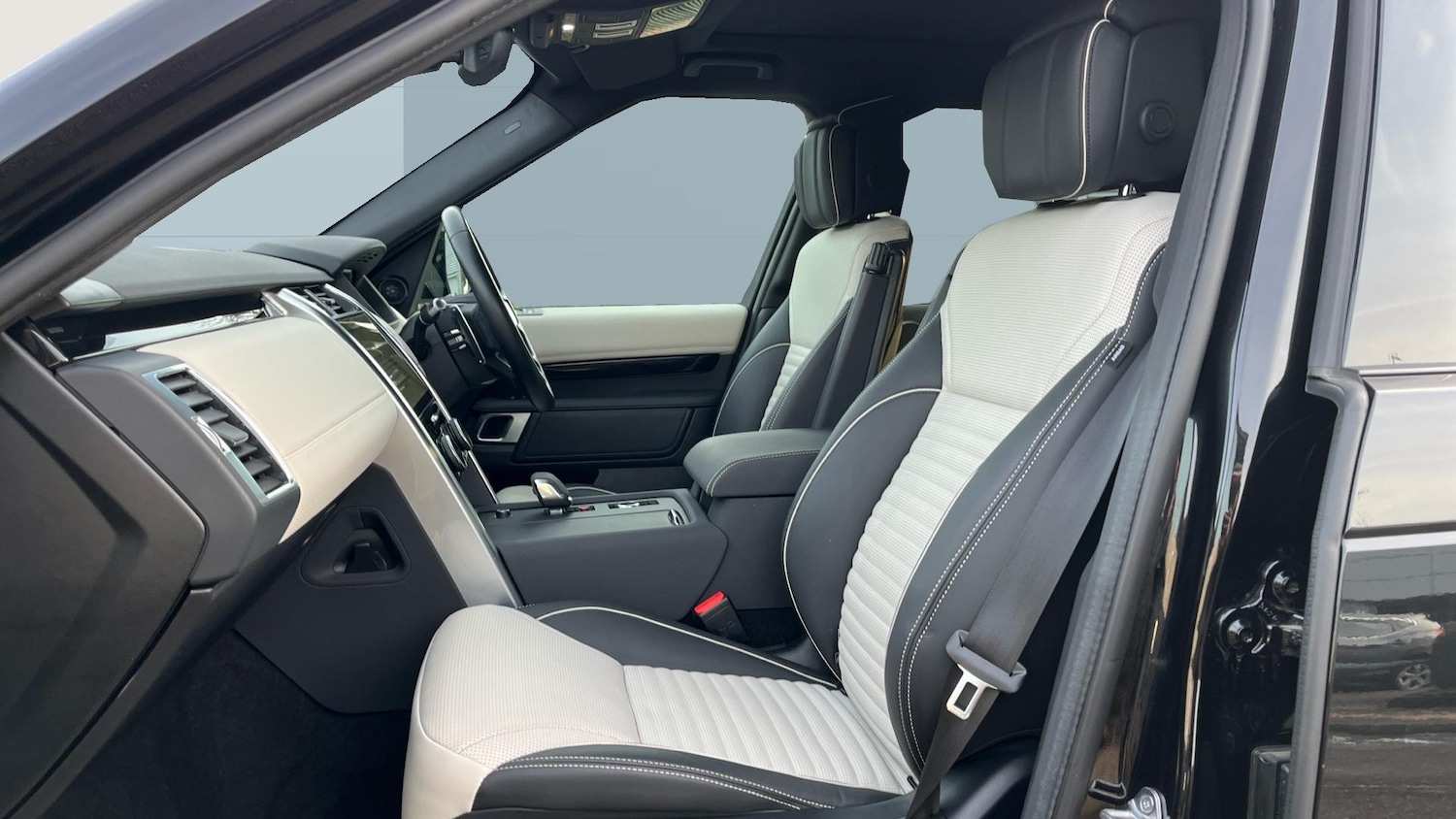 Used Land Rover Discovery 2021 for sale - 77148347: Photo 3