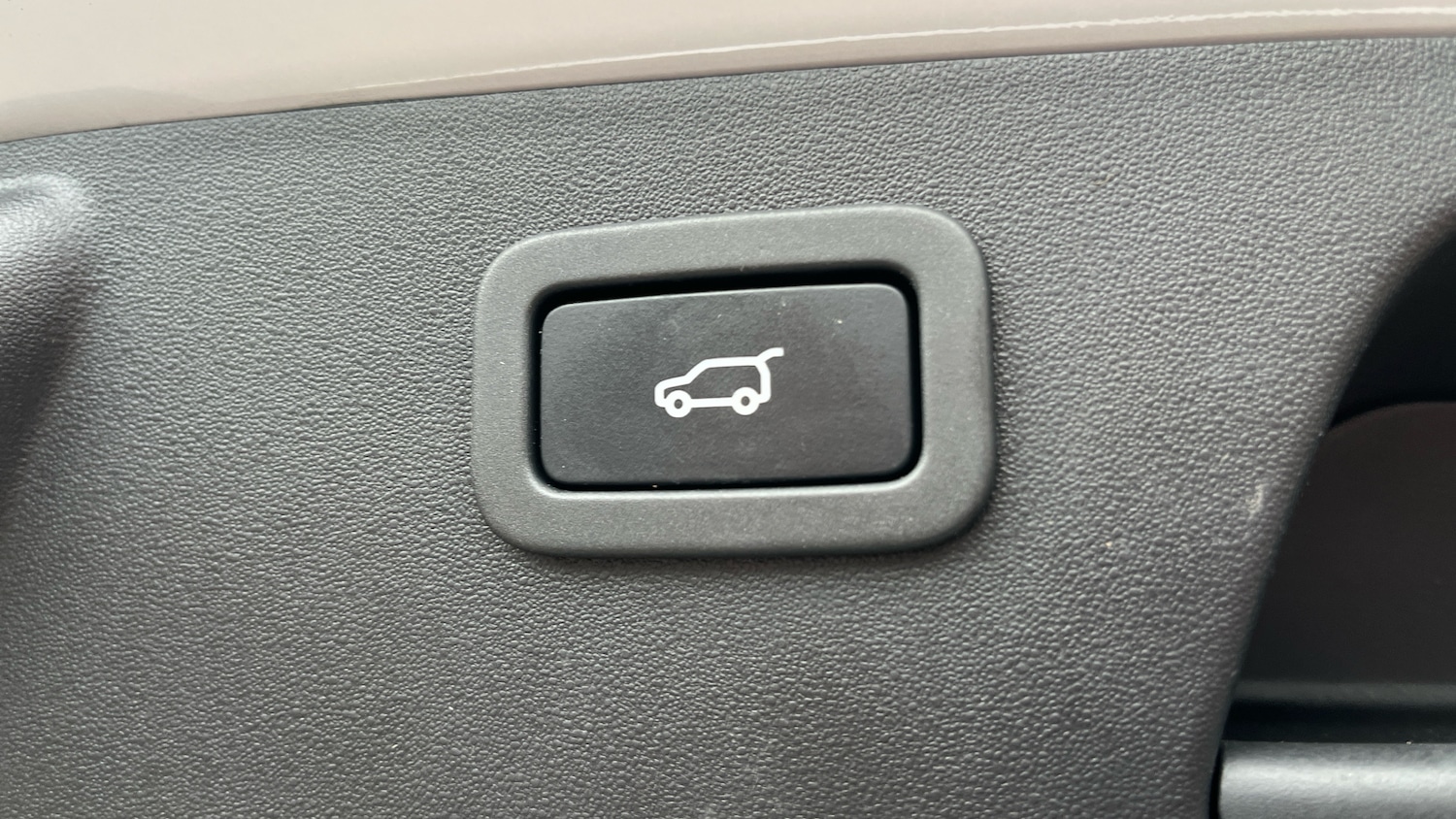 Used Jaguar E-Pace 2019 for sale - 77567578: Photo 25