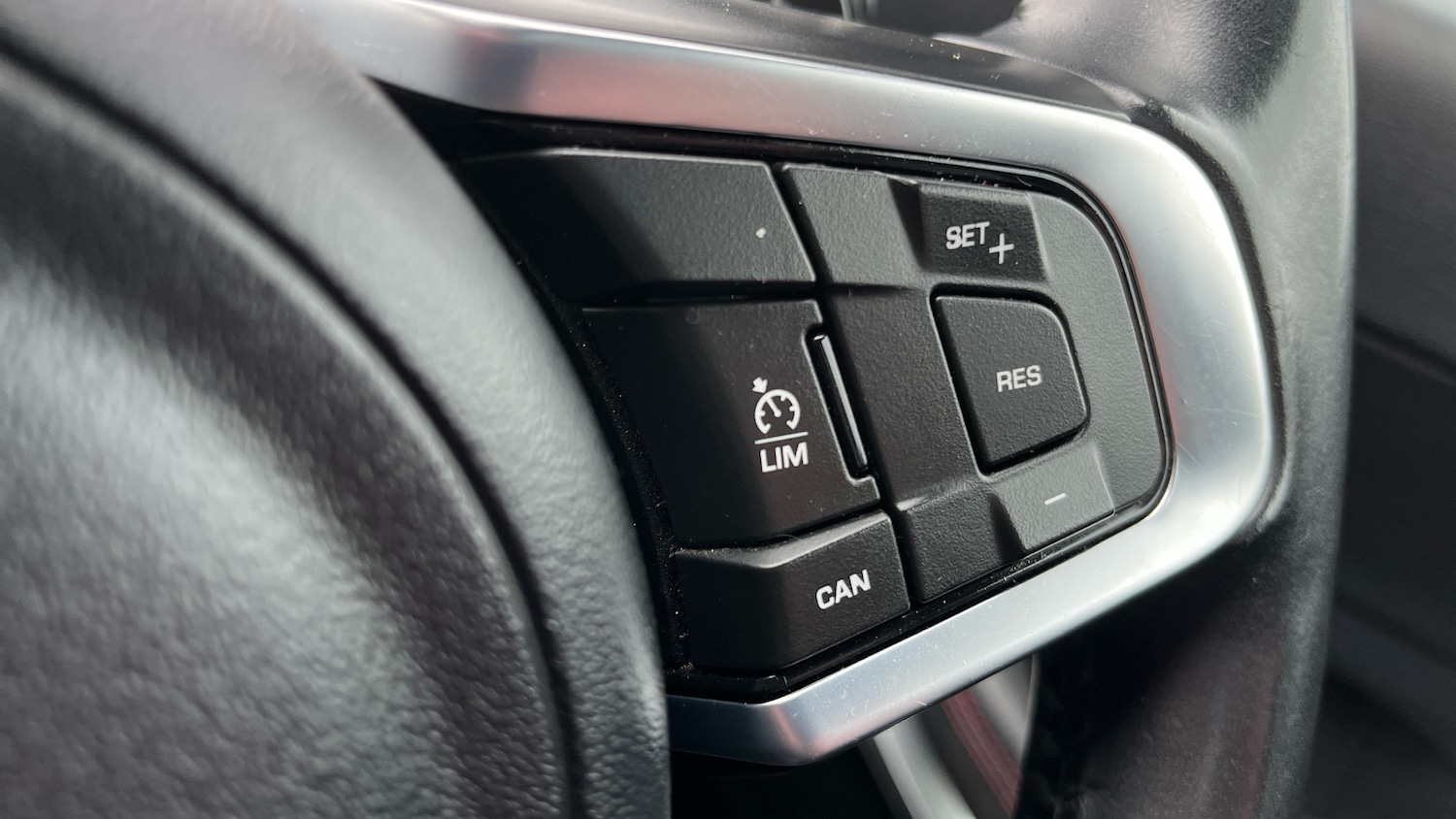 Used Jaguar E-Pace 2019 for sale - 77567578: Photo 29