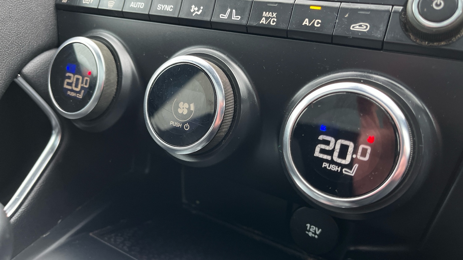 Used Jaguar E-Pace 2019 for sale - 77567578: Photo 30