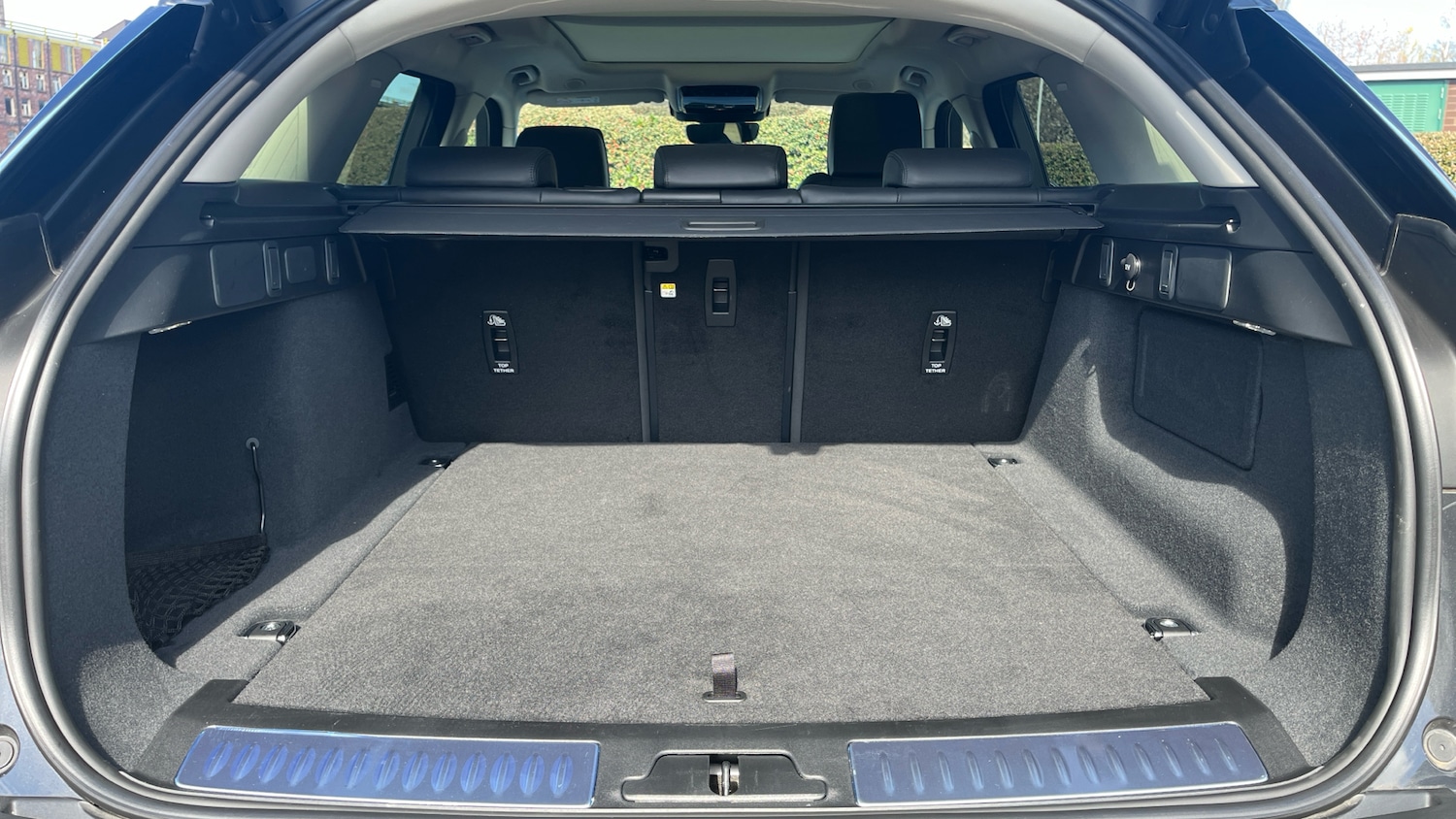 Used Land Rover Range Rover Velar 2025 for sale - 78166123: Photo 10