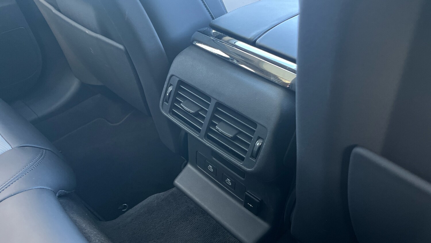 Used Land Rover Range Rover Velar 2025 for sale - 78166123: Photo 18