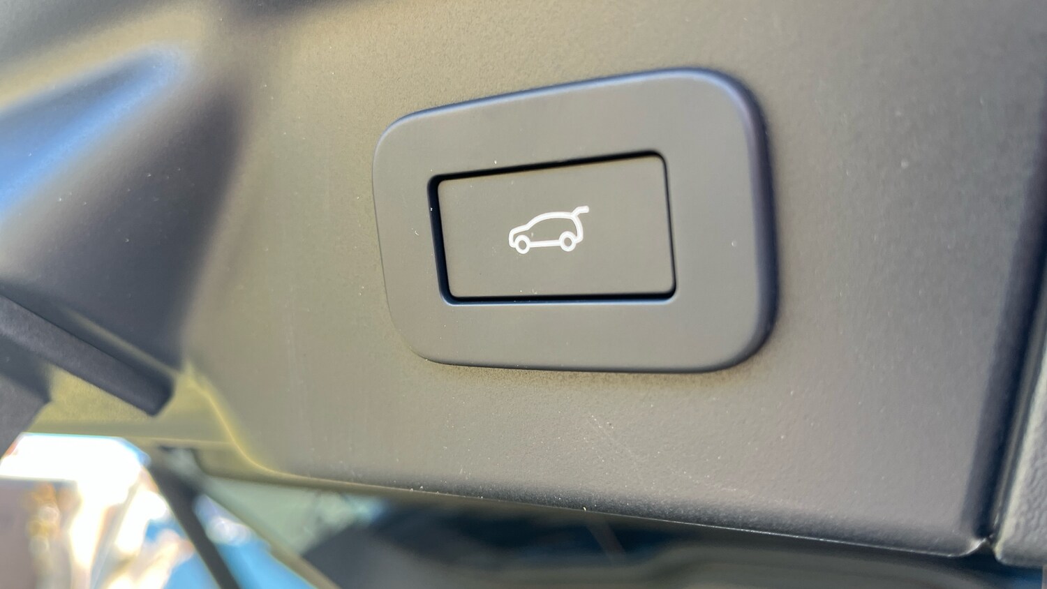 Used Land Rover Range Rover Velar 2025 for sale - 78166123: Photo 42