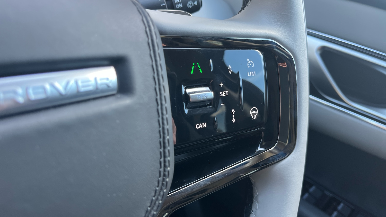 Used Land Rover Range Rover Velar 2025 for sale - 78166123: Photo 45