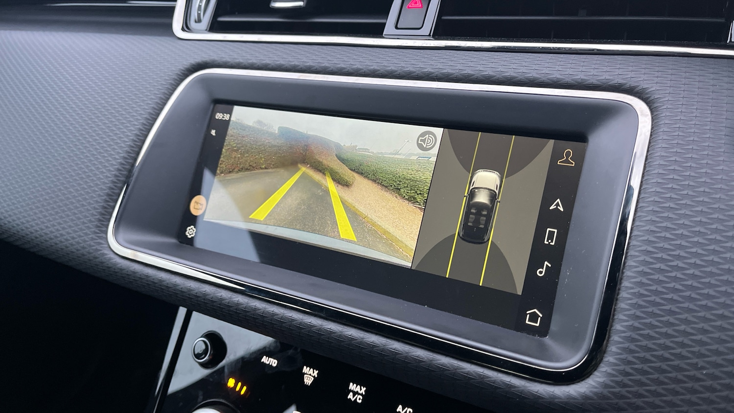 Used Land Rover Range Rover Evoque 2021 for sale - 77417357: Photo 12