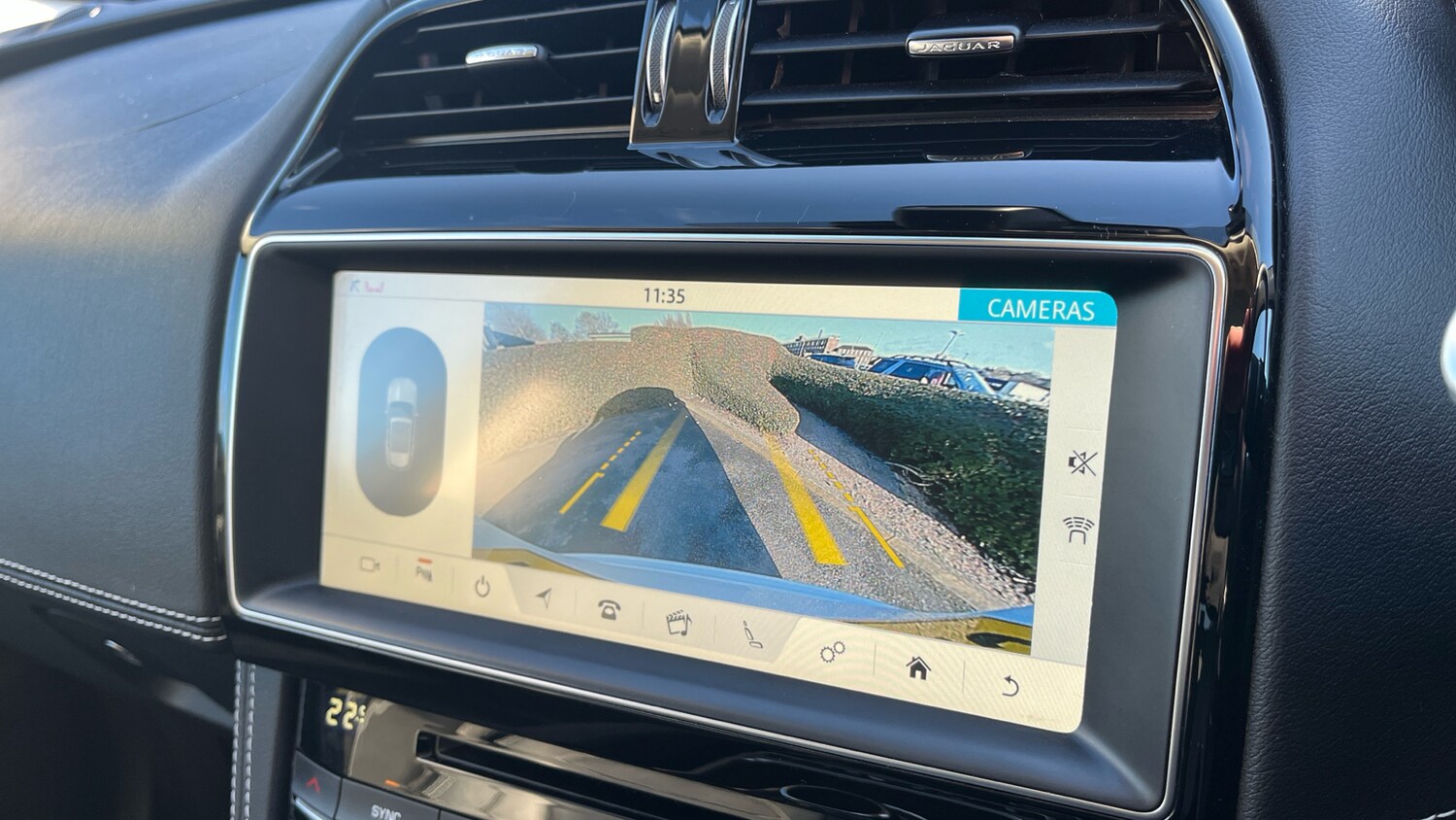 Used Jaguar F-Pace 2019 for sale - 76891983: Photo 12