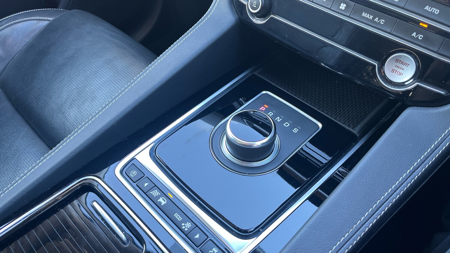 Used Jaguar F-Pace 2019 for sale - 76891983: Photo 13