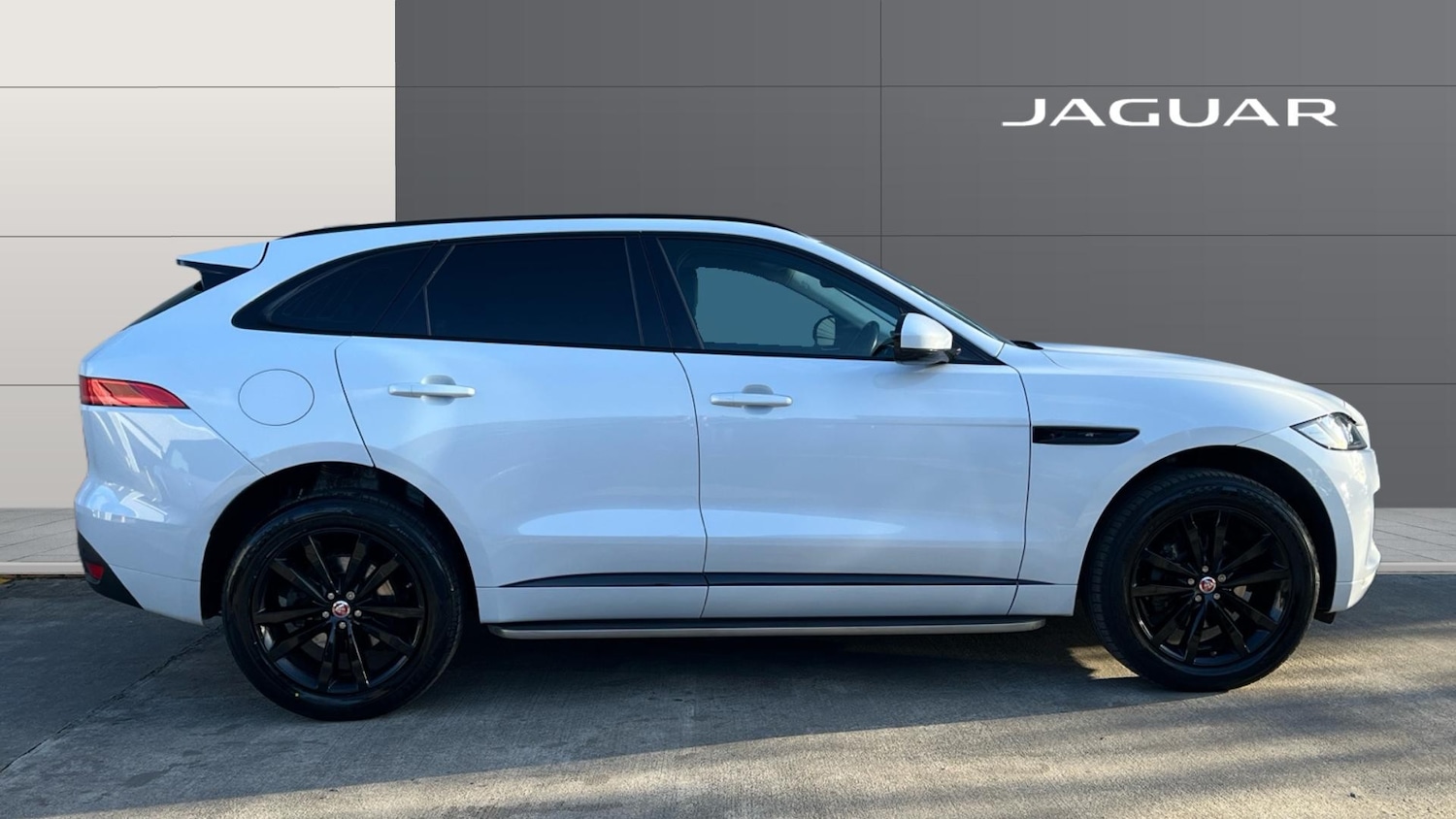 Used Jaguar F-Pace 2019 for sale - 76891983: Photo 5