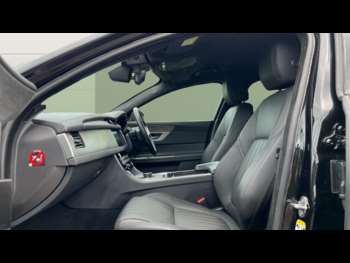 Used Jaguar XF 2019 for sale - 74840736: Photo