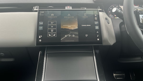 Used Land Rover Range Rover Velar 2025 for sale - 76340986: Photo 14