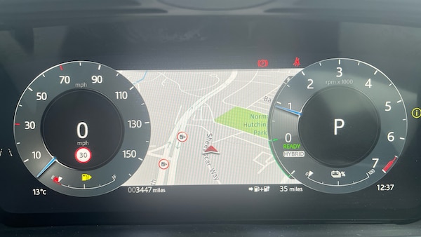 Used Land Rover Range Rover Velar 2025 for sale - 76340986: Photo 16