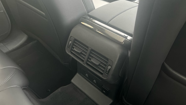 Used Land Rover Range Rover Velar 2025 for sale - 76340986: Photo 18