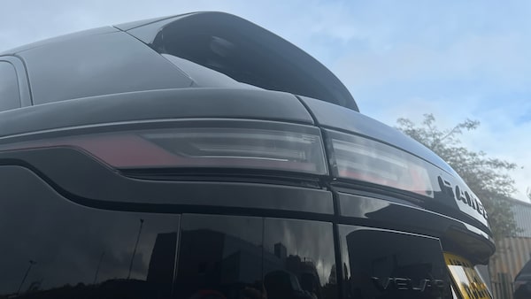 Used Land Rover Range Rover Velar 2025 for sale - 76340986: Photo 19