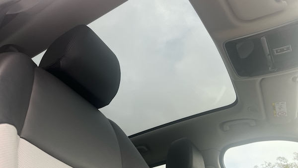Used Land Rover Range Rover Velar 2025 for sale - 76340986: Photo 20