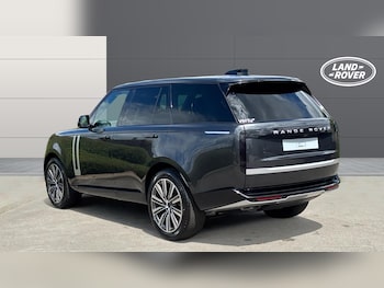 Used Land Rover Defender 2025 for sale - 79008676: Photo