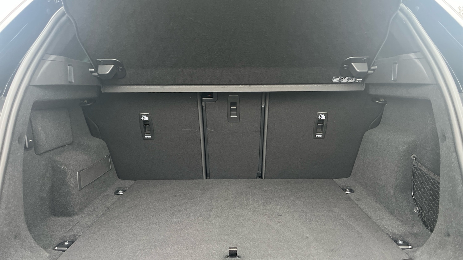 Used Land Rover Range Rover Evoque 2025 for sale - 76969648: Photo 10