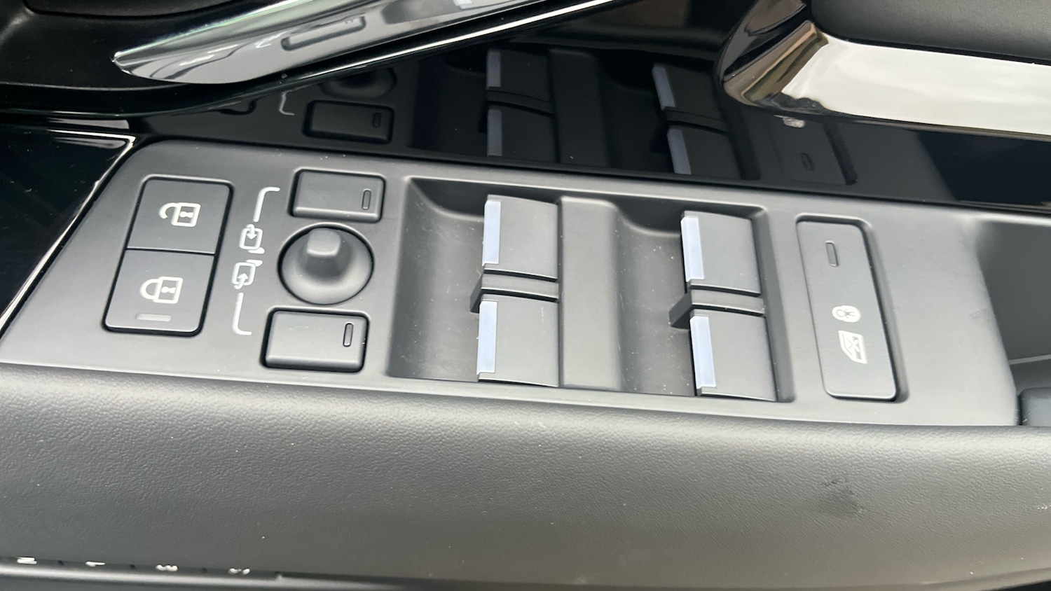 Used Land Rover Range Rover Evoque 2025 for sale - 76969648: Photo 22