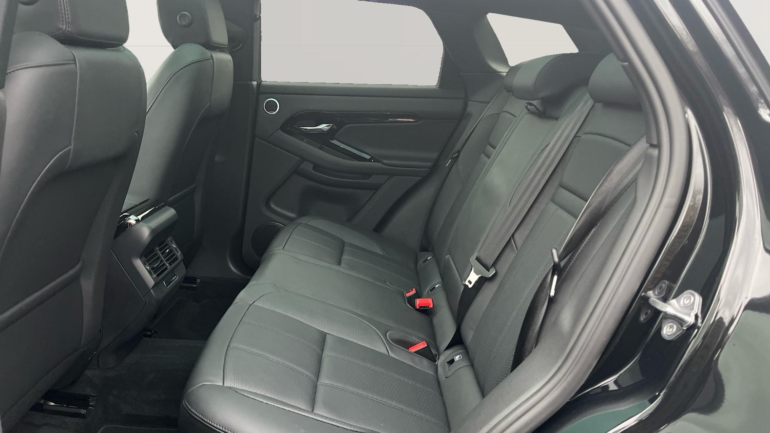 Used Land Rover Range Rover Evoque 2025 for sale - 76969648: Photo 4