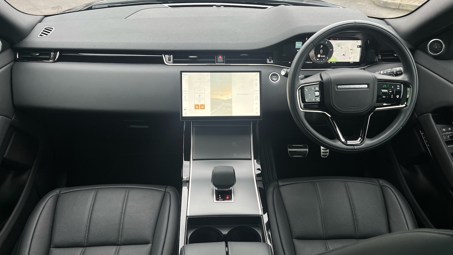 Used Land Rover Range Rover Evoque 2025 for sale - 76969648: Photo 9