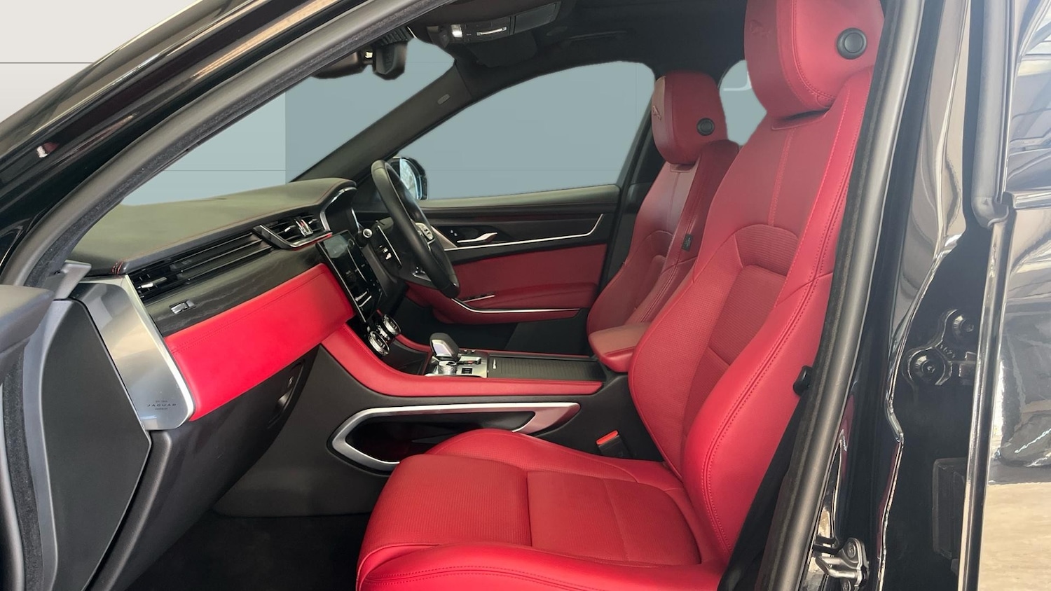 Used Jaguar F-Pace 2022 for sale - 77592683: Photo 3