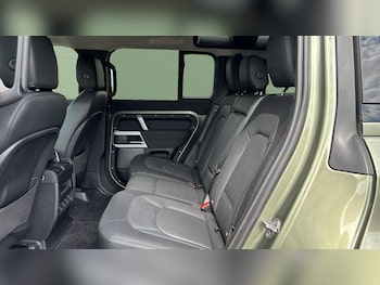 Used Land Rover Defender 2022 for sale - 78815035: Photo