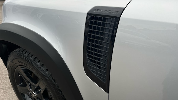 Used Land Rover Defender 2020 for sale - 76233080: Photo 20