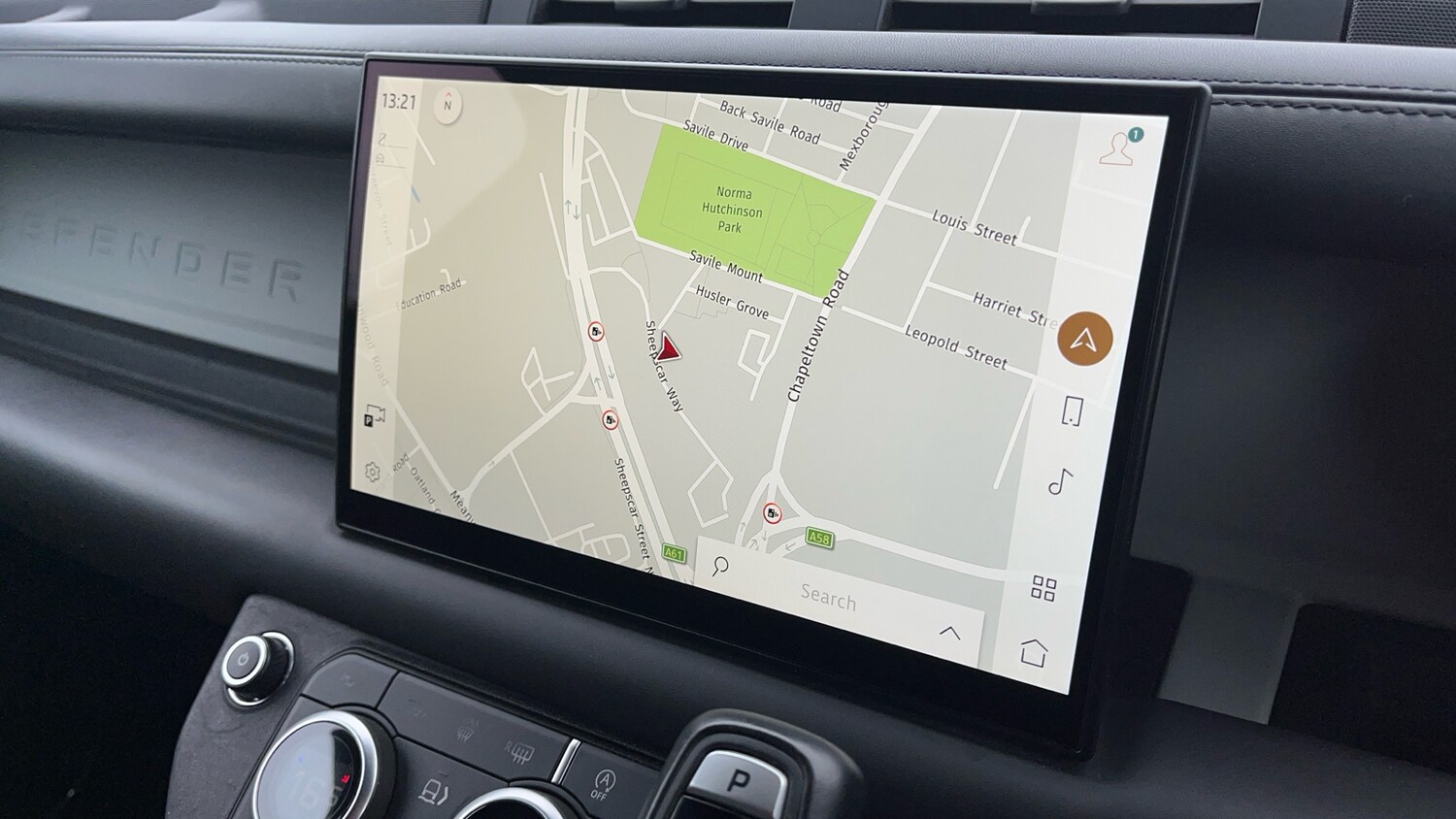 Used Land Rover Defender 2022 for sale - 76262788: Photo 11