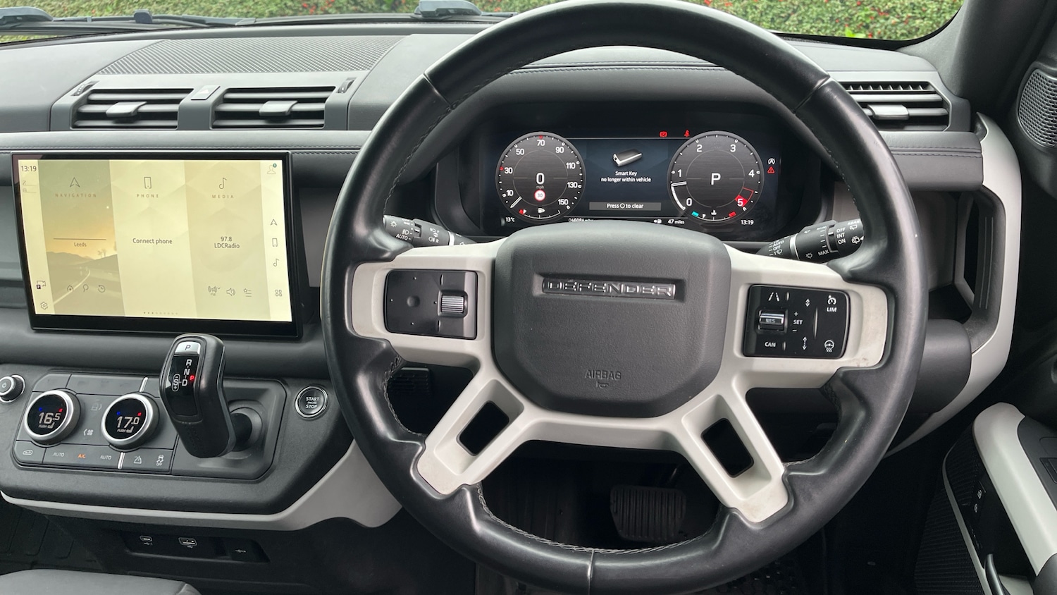 Used Land Rover Defender 2022 for sale - 76262788: Photo 15