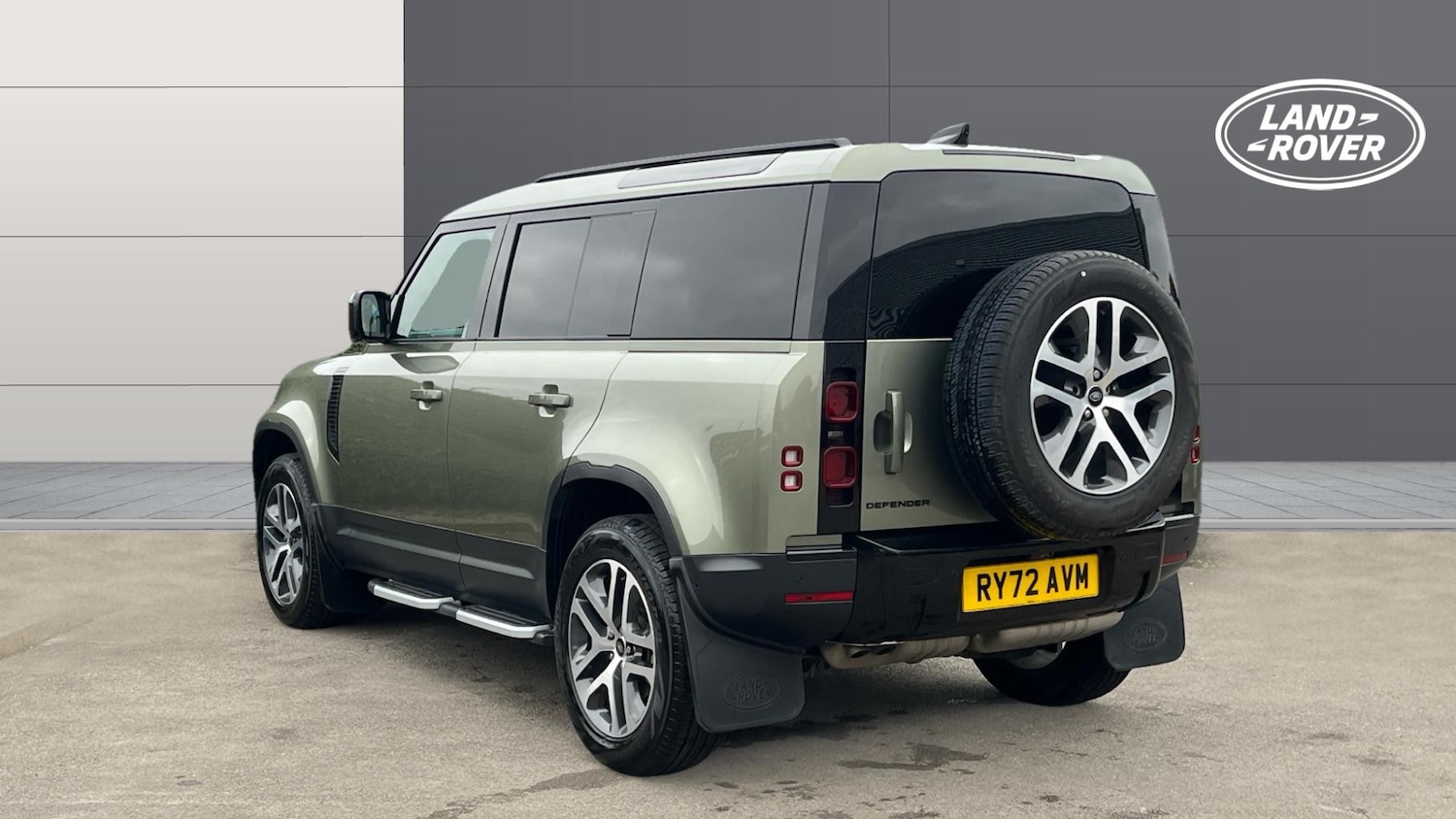 Used Land Rover Defender 2022 for sale - 76262788: Photo 2