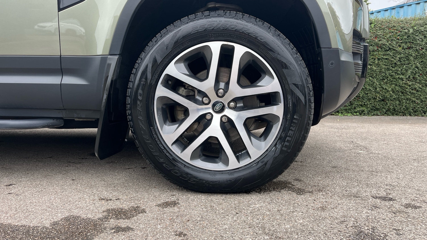 Used Land Rover Defender 2022 for sale - 76262788: Photo 8