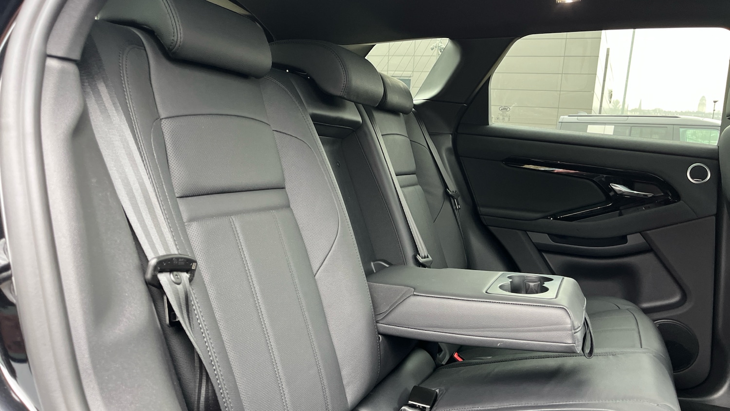 Used Land Rover Range Rover Evoque 2025 for sale - 78067348: Photo 22