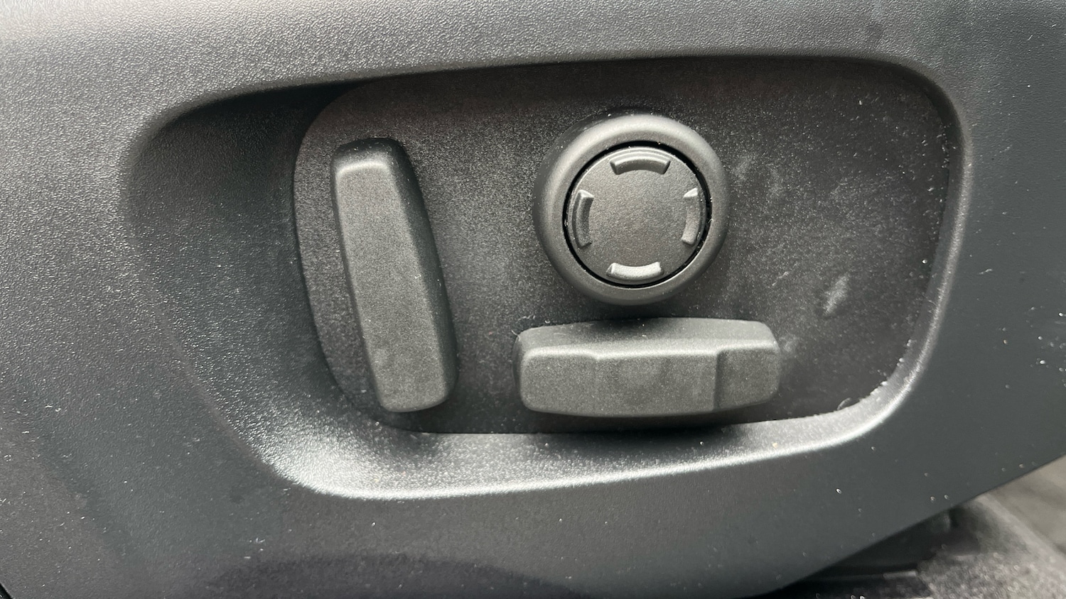 Used Land Rover Range Rover Evoque 2025 for sale - 78067348: Photo 30