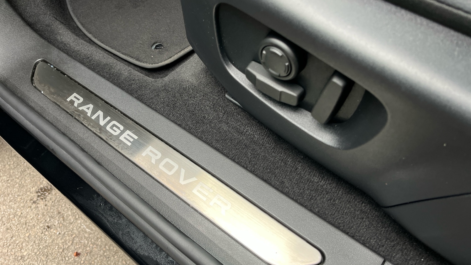 Used Land Rover Range Rover Evoque 2025 for sale - 78067348: Photo 39