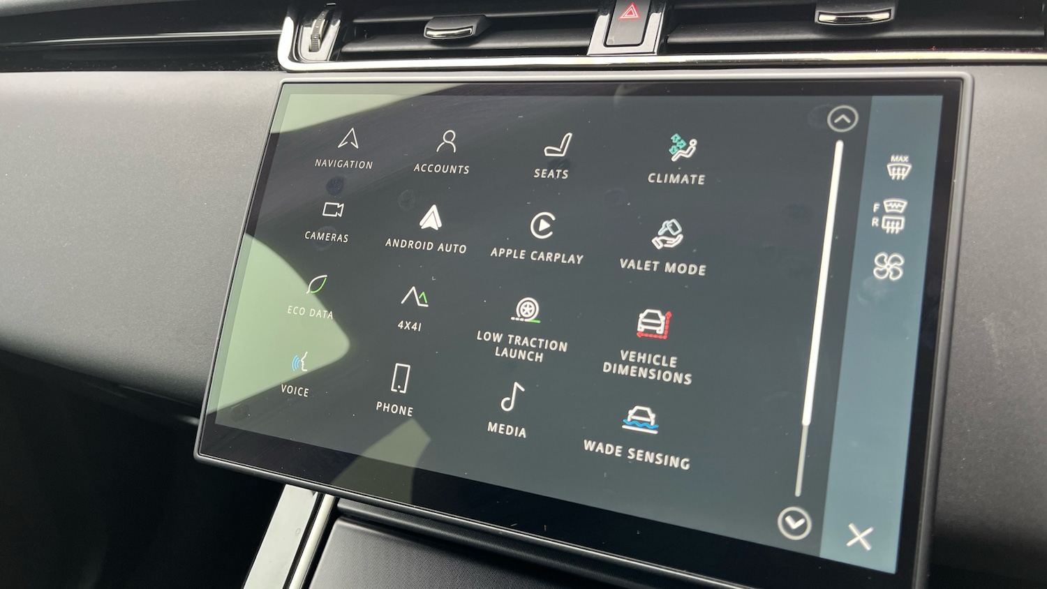 Used Land Rover Range Rover Evoque 2025 for sale - 78067348: Photo 42