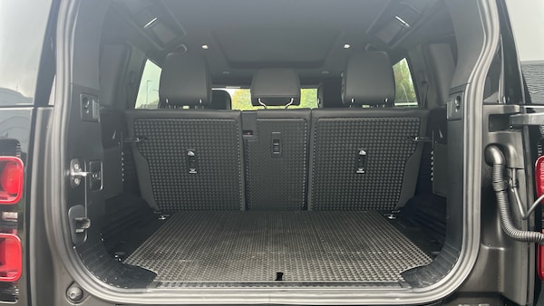 Used Land Rover Defender 2025 for sale - 76262784: Photo 10