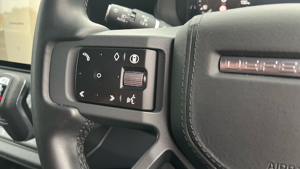 Used Land Rover Defender 2025 for sale - 76262784: Photo 24