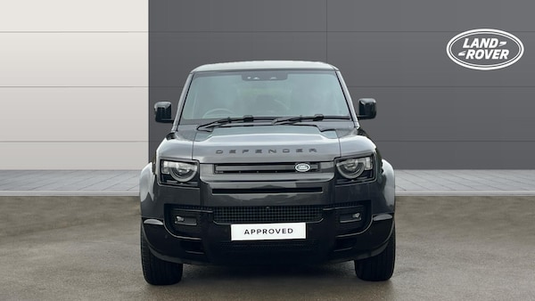 Used Land Rover Defender 2025 for sale - 76262784: Photo 7