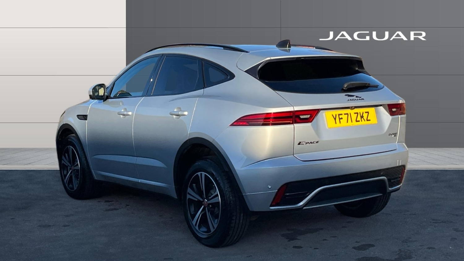 Used Jaguar E-Pace 2021 for sale - 77088086: Photo 2