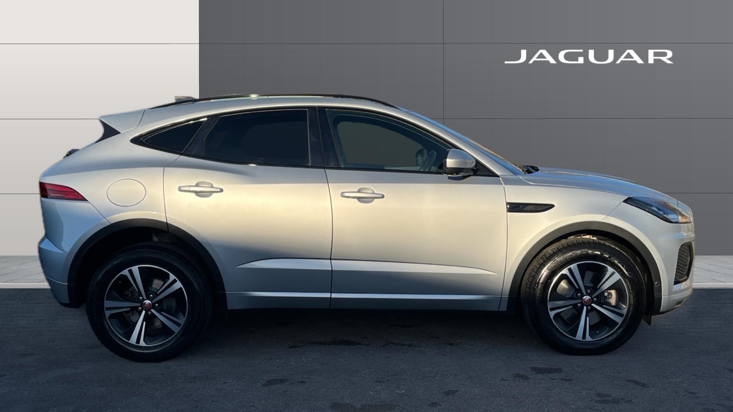 Used Jaguar E-Pace 2021 for sale - 77088086: Photo 5