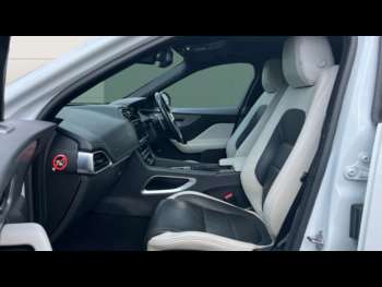 Used Jaguar F-Pace 2017 for sale - 75263680: Photo