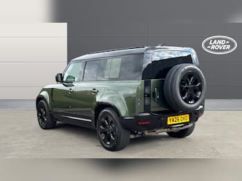 Used Land Rover Defender 2026 for sale - 79733084: Photo